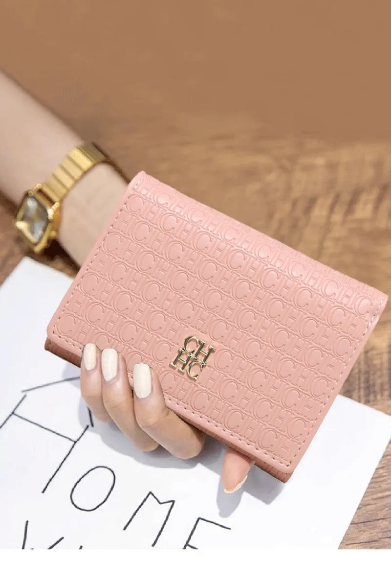 “Carolina Herrera Women’s Wallet – Stylish Minimalist Handbag in Macaron Color”